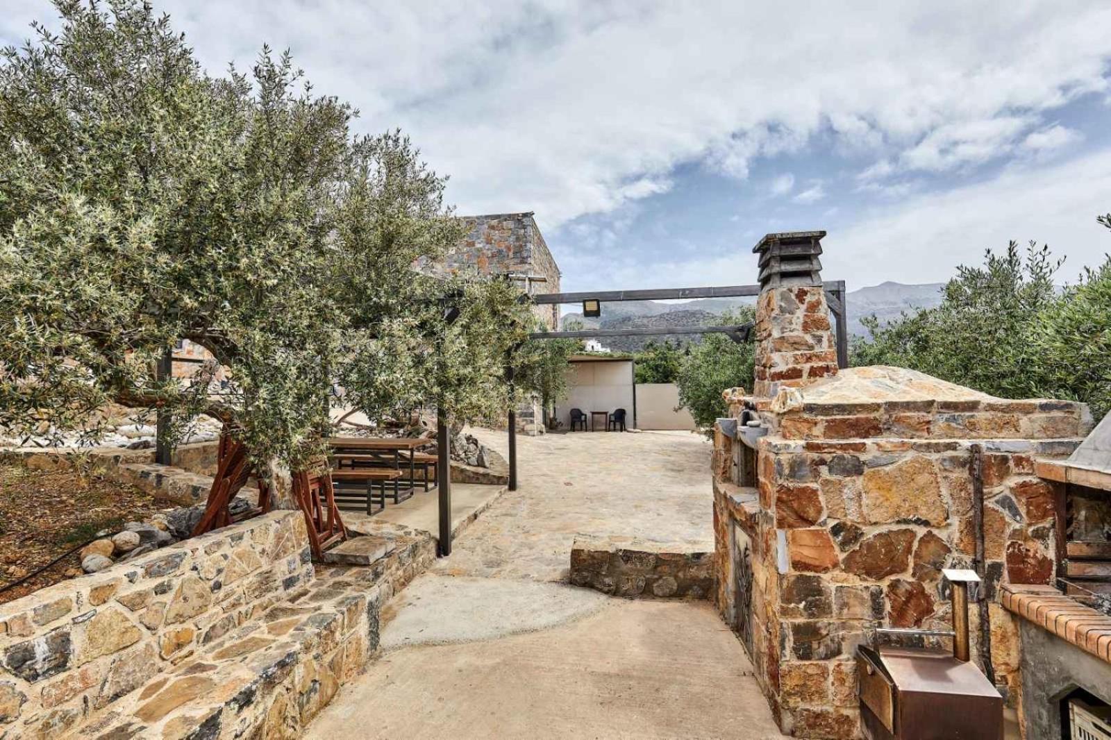 Natura Stone House Σίσσι Εξωτερικό φωτογραφία